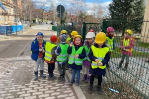 2b08fb84-8fb8-40f3-a1d2-950029ee48a8